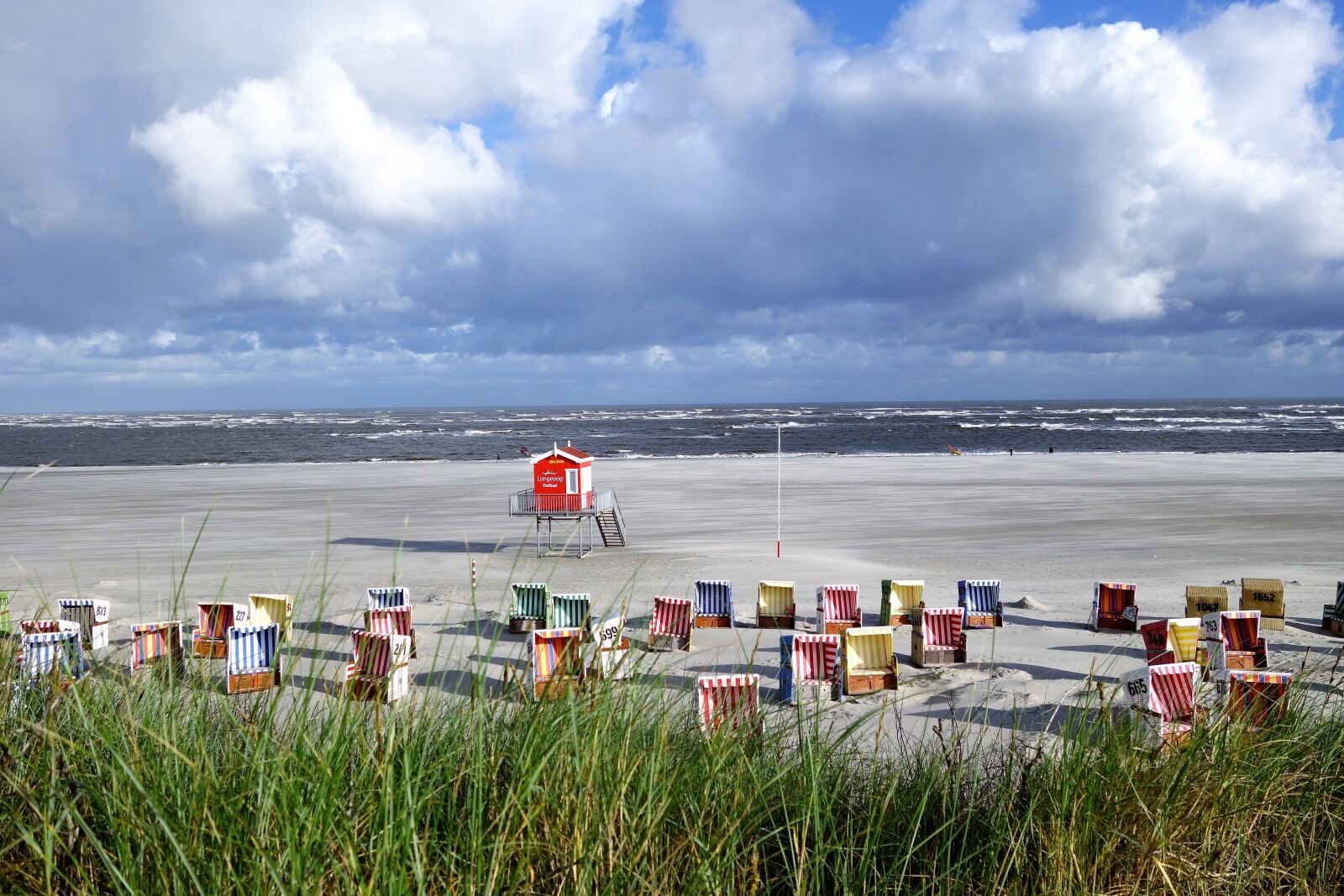 Sony Cyber-shot DSC-RX100 II sample photo. Beach chair, clubs, dunes photography