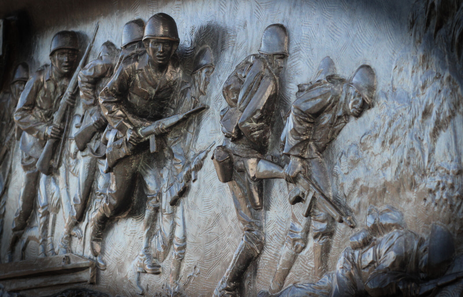Canon EF 85mm F1.8 USM sample photo. War photography