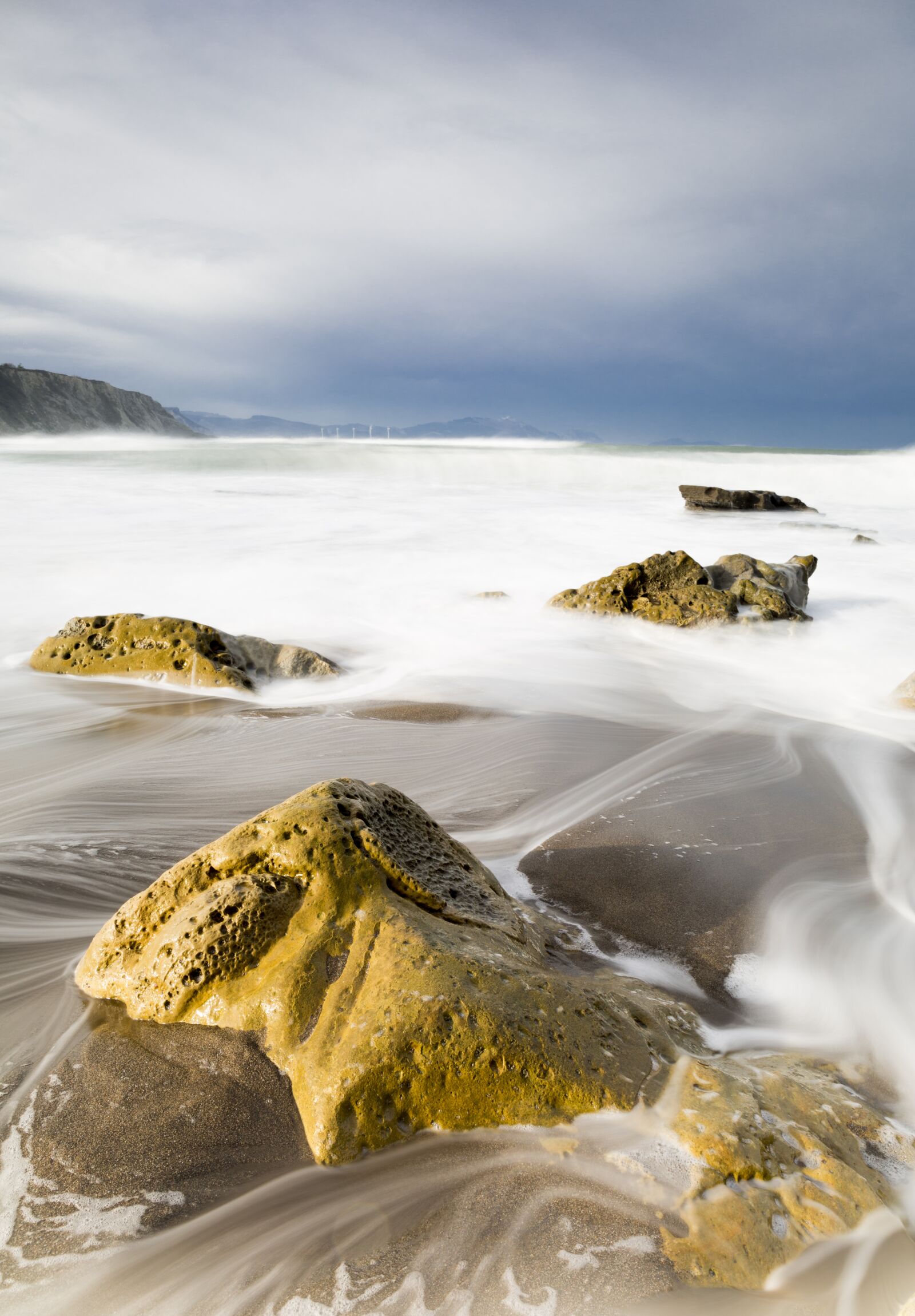 Canon EF 24-70mm F4L IS USM sample photo. Basque country, beach, rocks photography