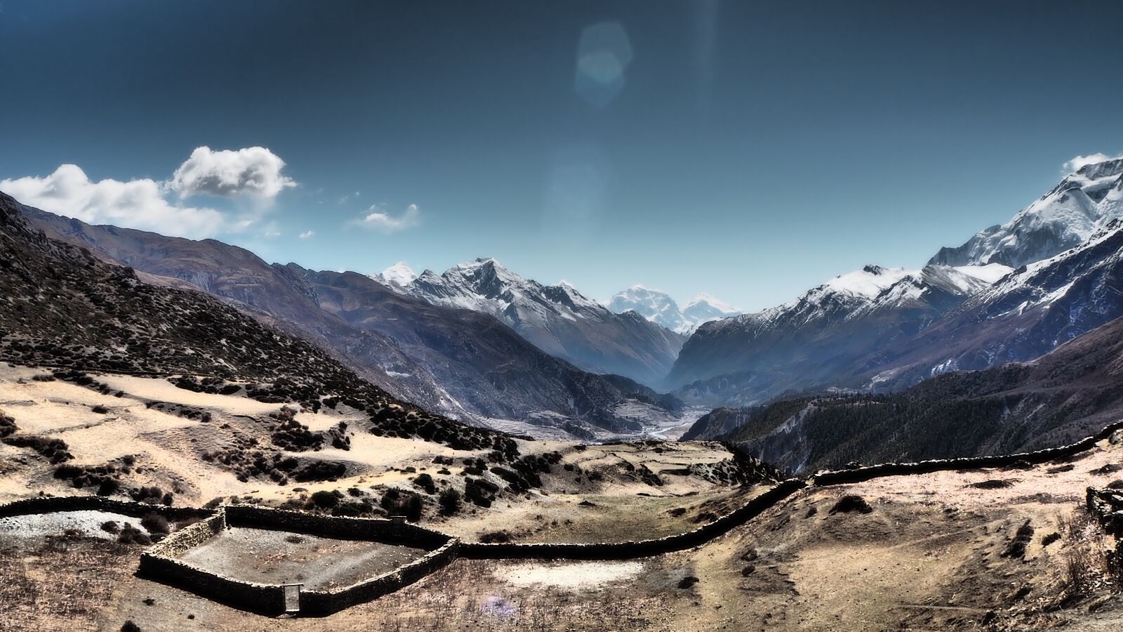 Olympus OM-D E-M10 II sample photo. Asia, nepal, annapurna circuit photography