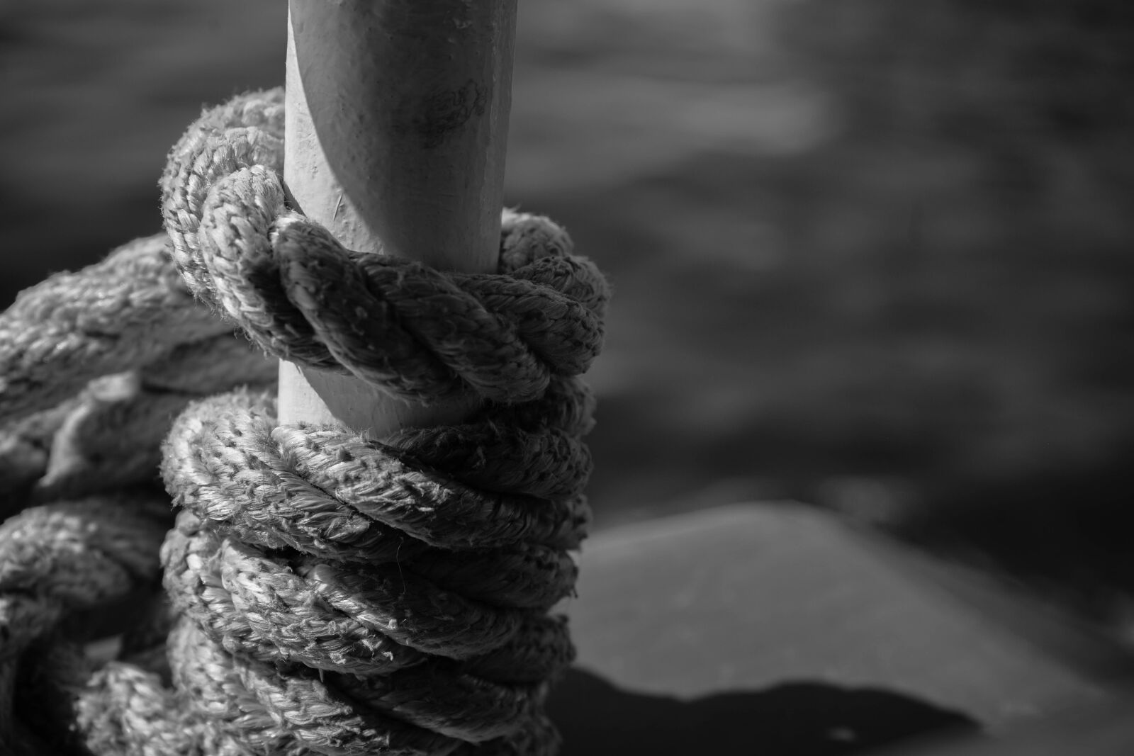 Sony a7 II + Sony FE 28-70mm F3.5-5.6 OSS sample photo. Anchor, boat, cargo, hold photography