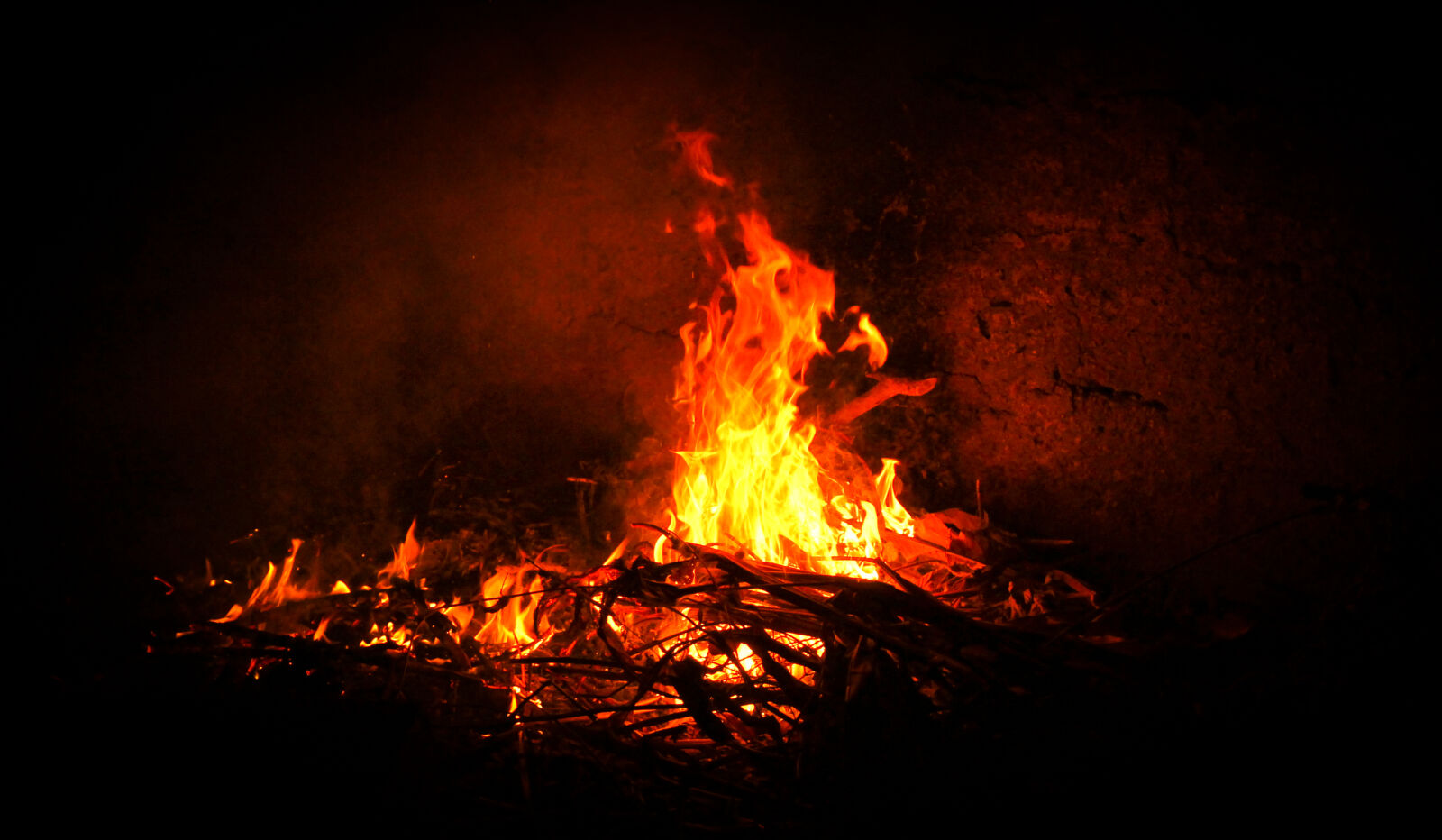 Canon EOS 1100D (EOS Rebel T3 / EOS Kiss X50) sample photo. Fire photography