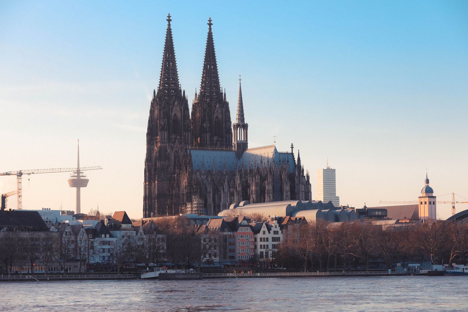 Canon EF 70-200mm F2.8L IS II USM sample photo. Cologne, rhine, dom photography