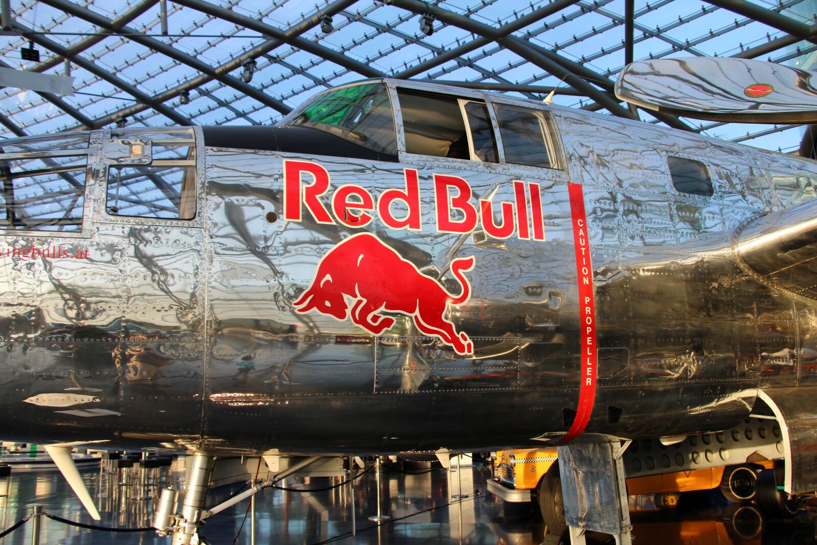 Canon EOS 70D sample photo. Aircraft, red bull, hangar 7 photography
