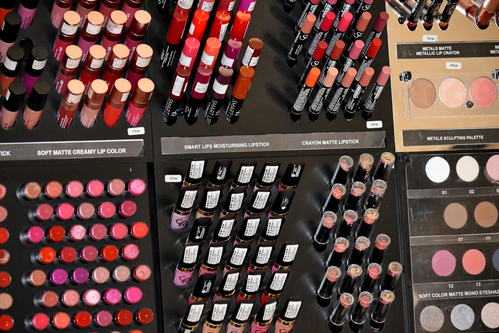 Nikon D5500 sample photo. Cosmetics, lipstick, powder, equipment photography