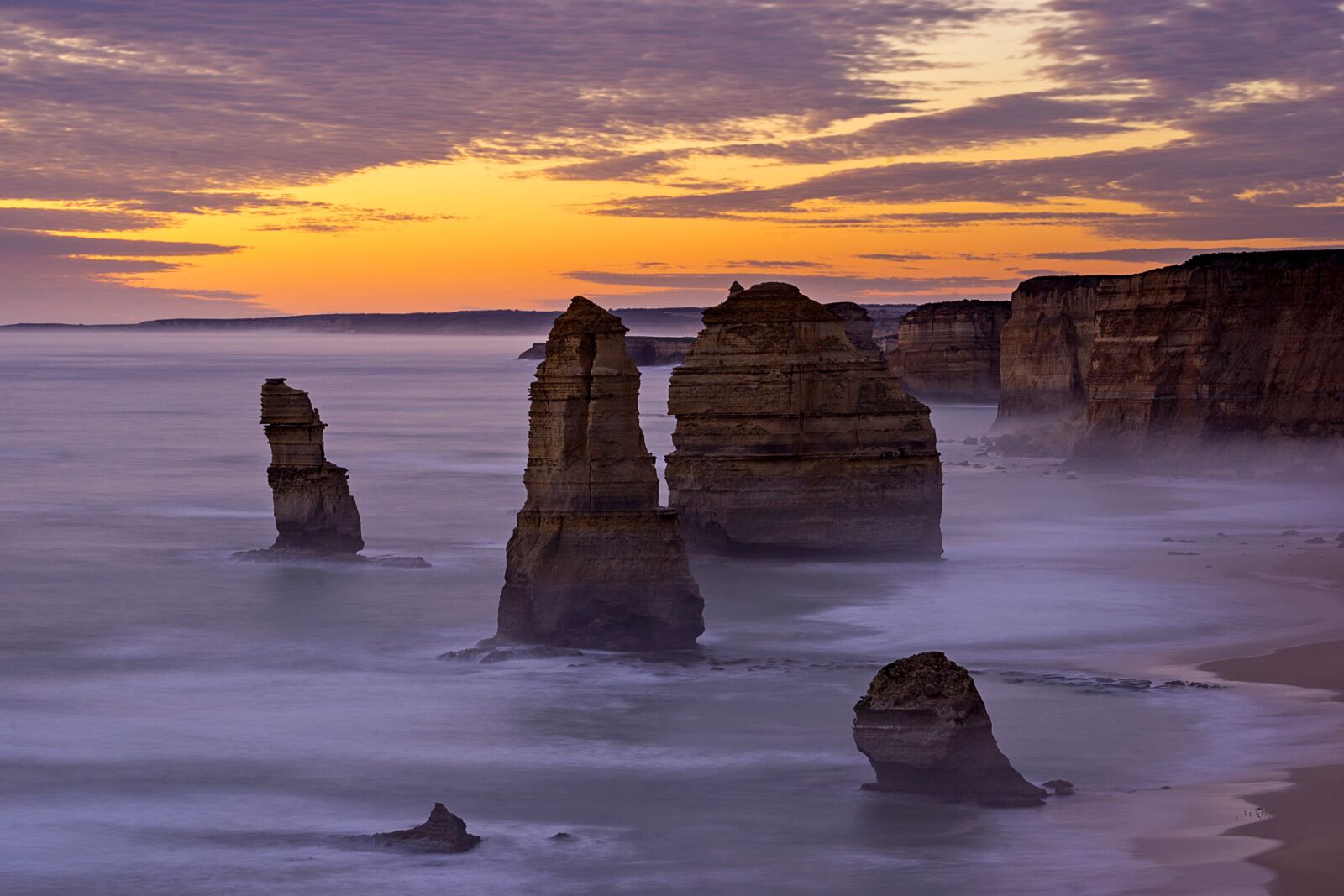 Sony a7 II + Sony FE 70-200mm F4 G OSS sample photo. Landscape, 12 apostles, campbell photography