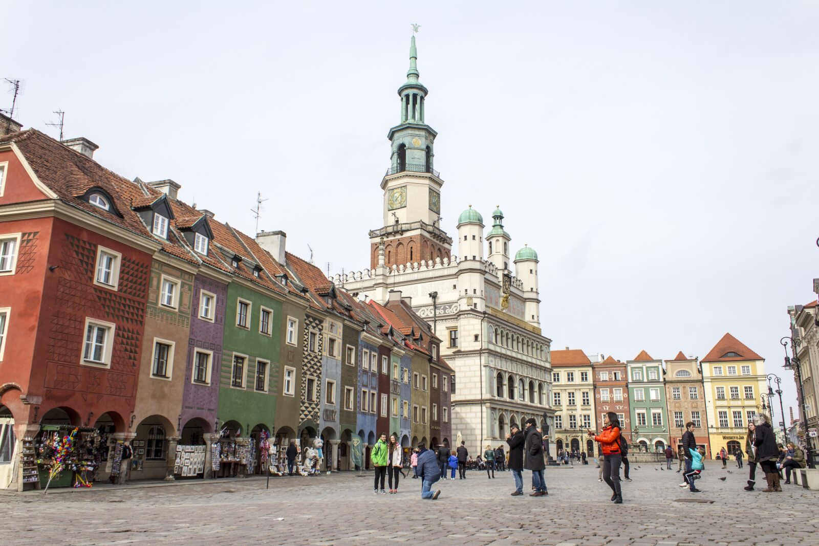 Canon EOS 600D (Rebel EOS T3i / EOS Kiss X5) sample photo. Poznan, old town square photography