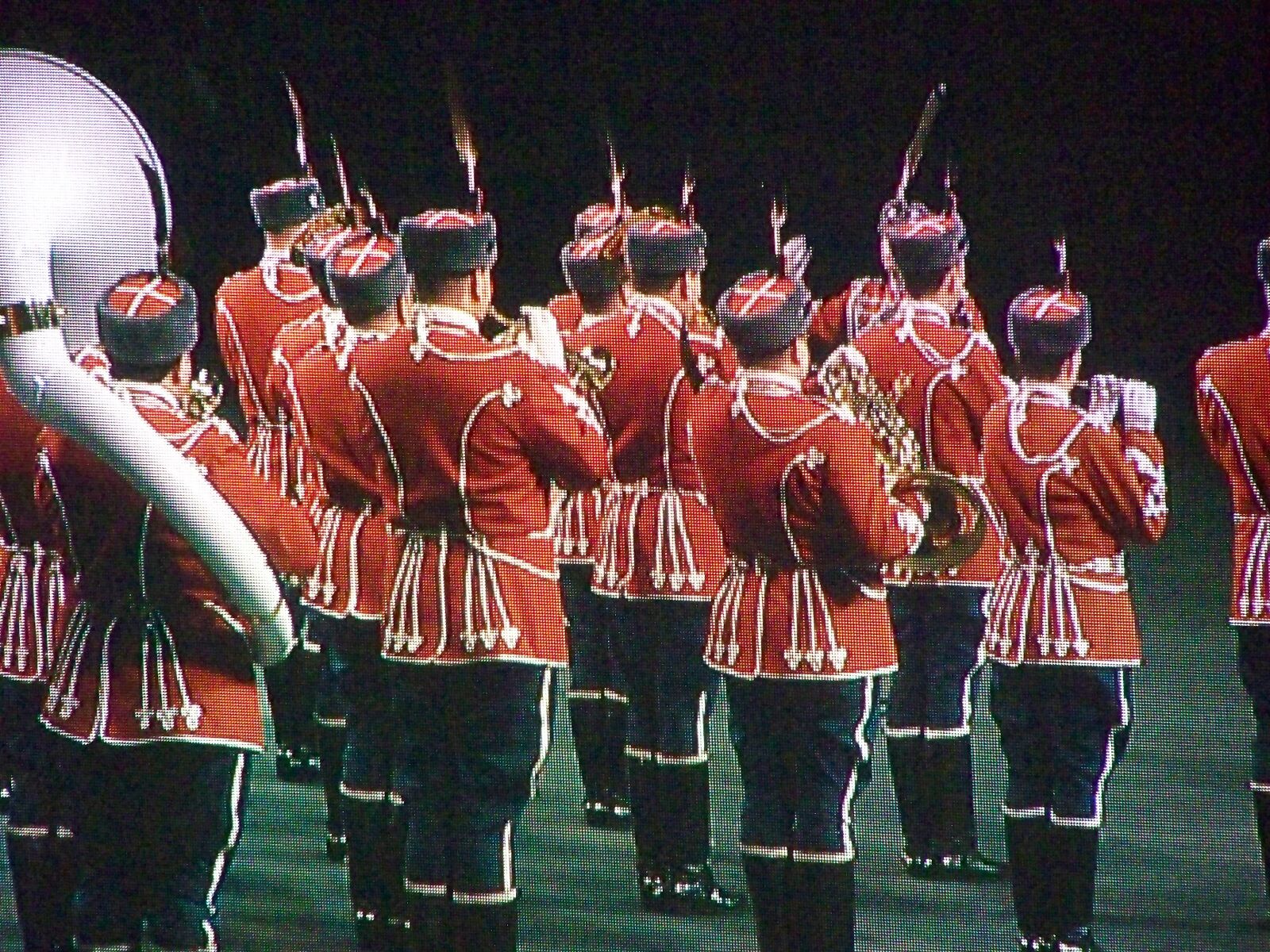 Kodak EASYSHARE ZD710 ZOOM DIGITAL CAMERA sample photo. Music festival, military, pipes photography