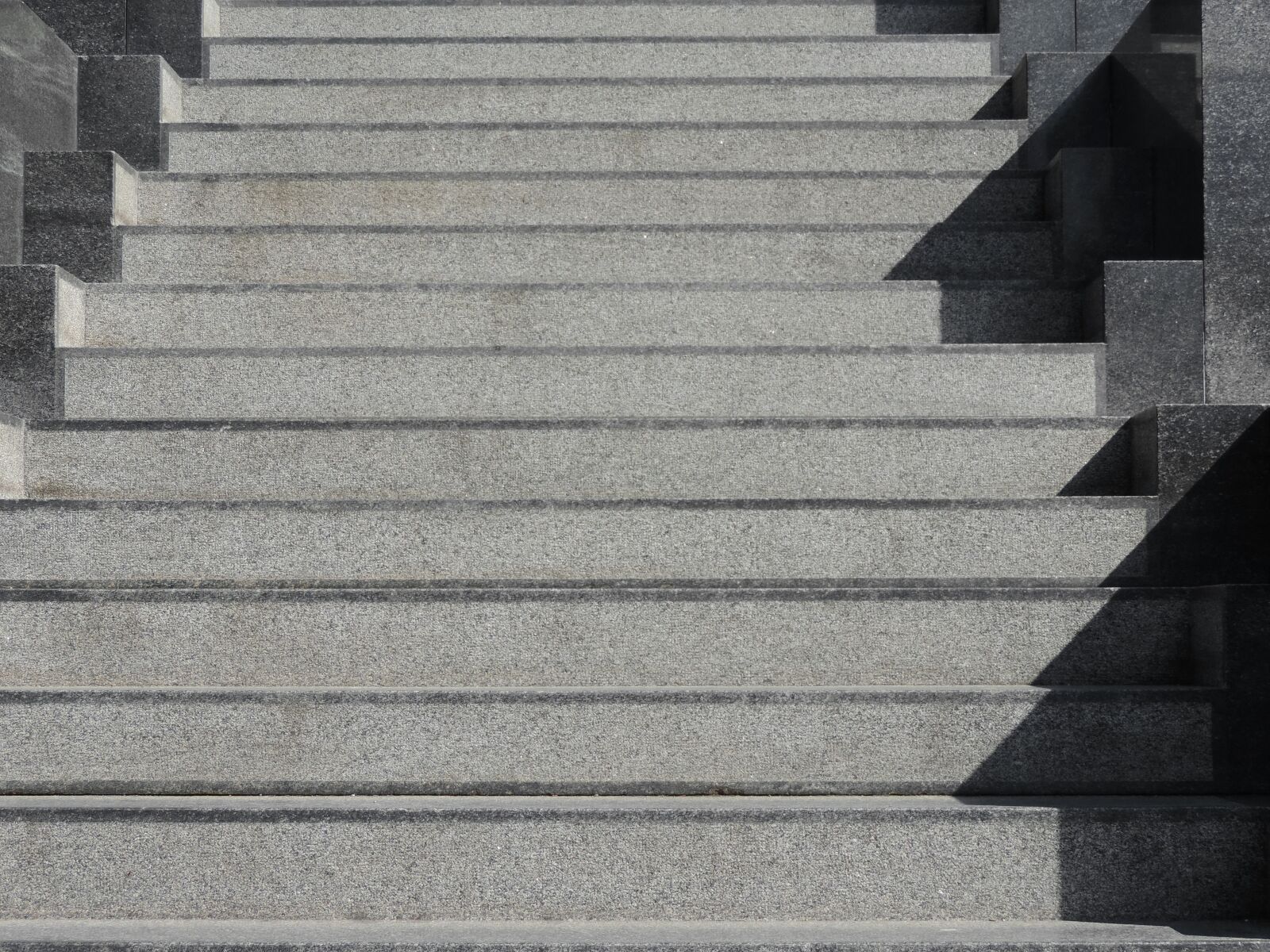 Nikon Coolpix P520 sample photo. Architectural style, grey, marble photography