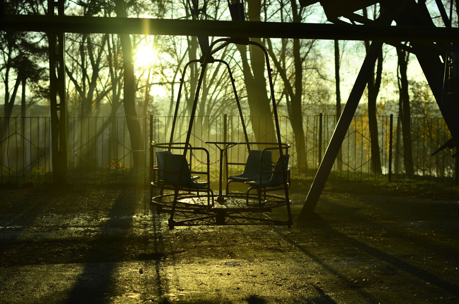Nikon D7000 sample photo. Swing, dawn, sun photography