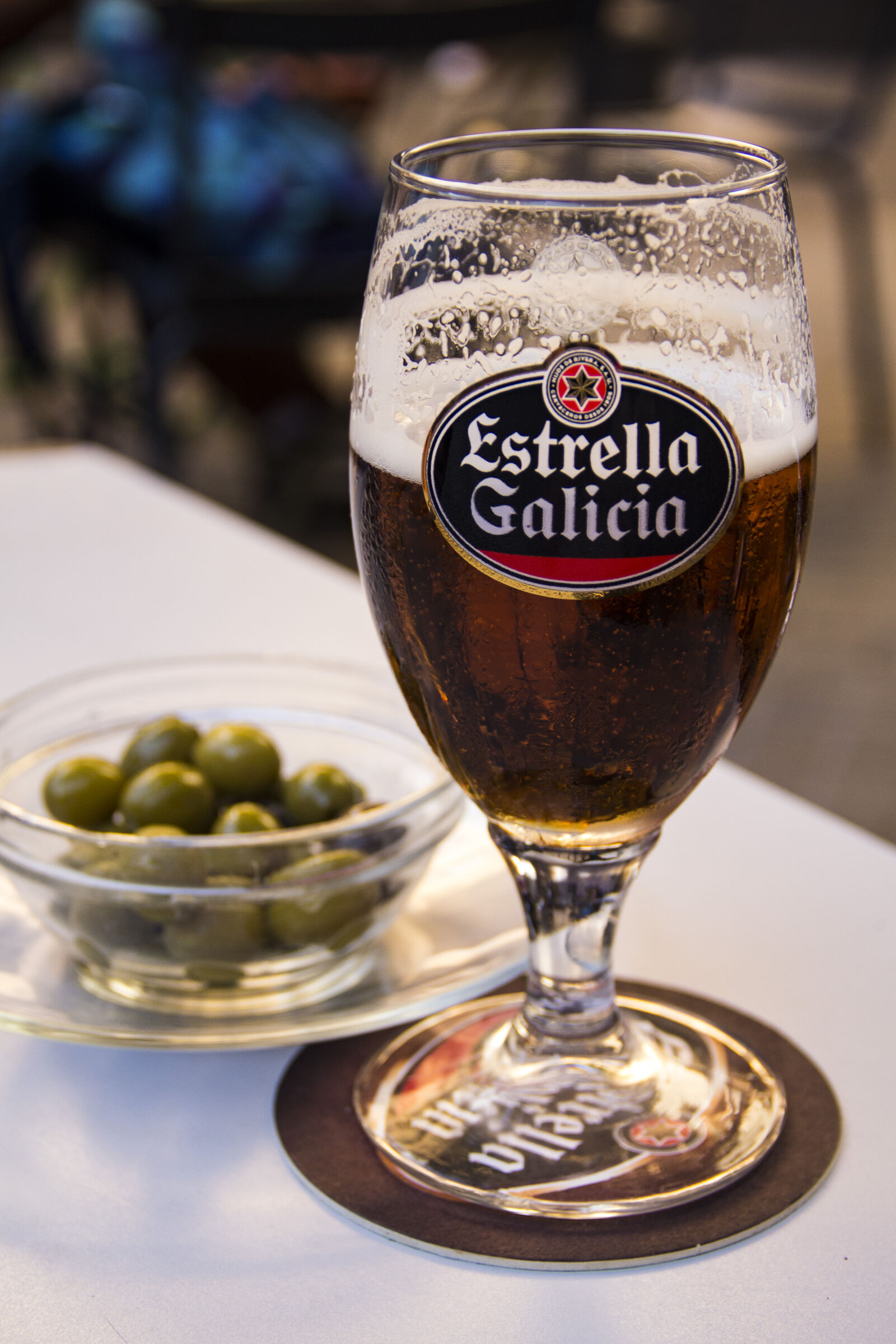 Canon EOS 60D sample photo. Beer, beer, glass, estrella photography