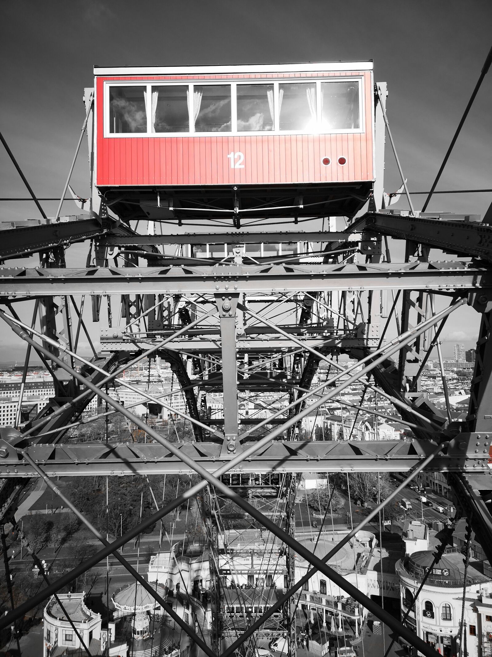 HUAWEI CLT-L29 sample photo. Vienna, gondola, prater photography
