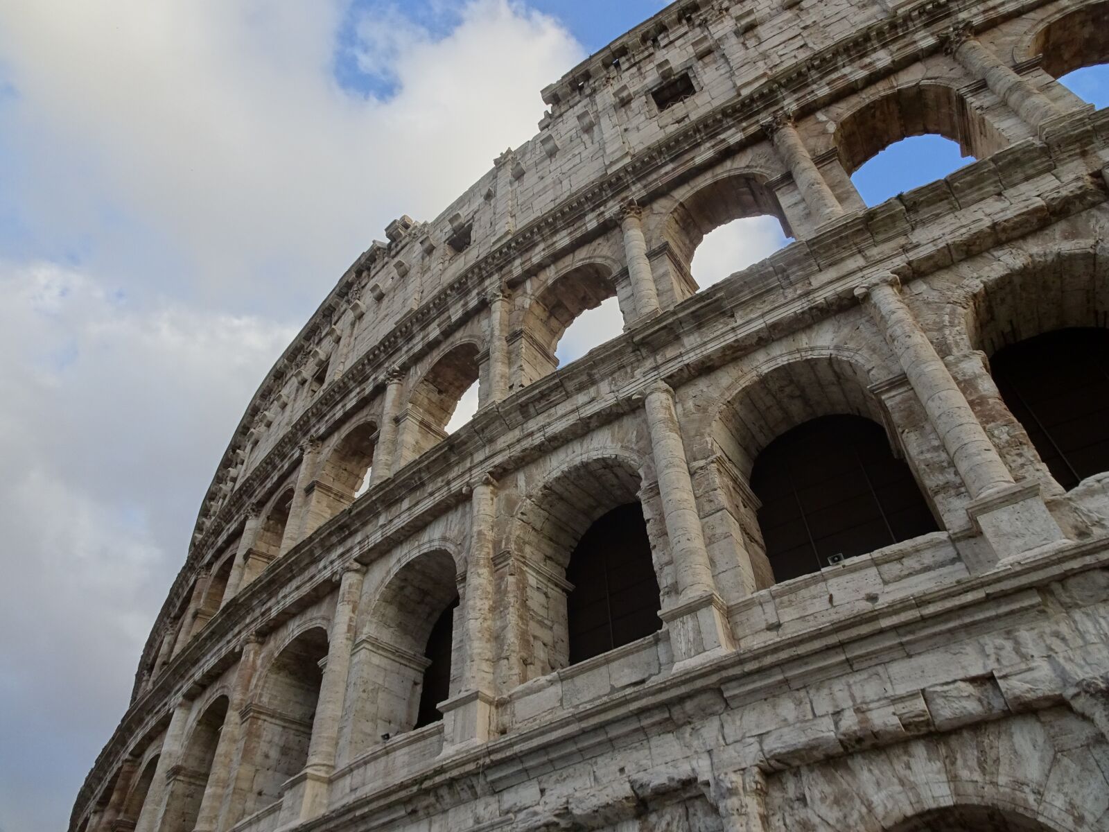 Sony Cyber-shot DSC-HX90V sample photo. Colosseum, rome, antiquity photography