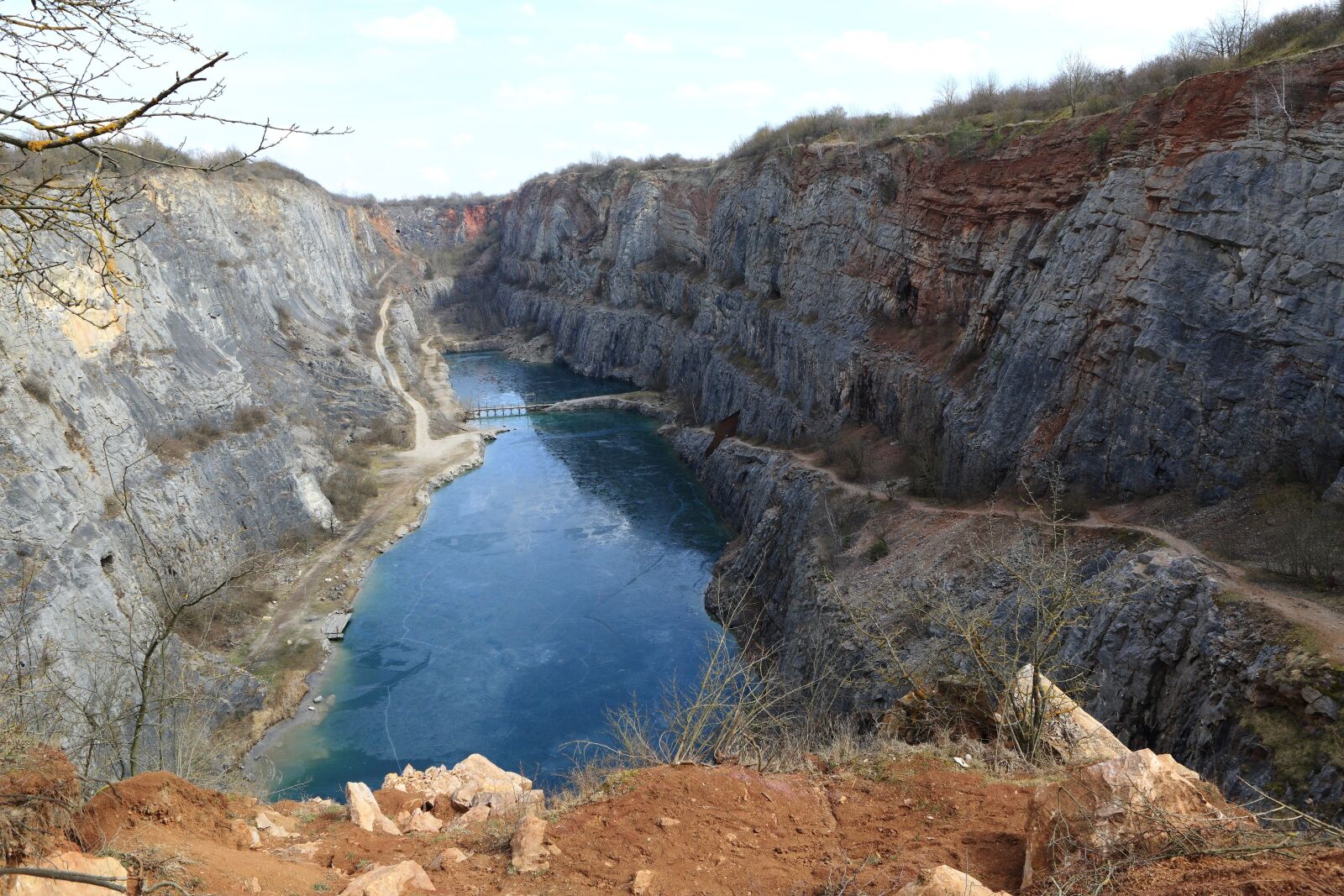 Canon EF 24-70mm F2.8L USM sample photo. Quarry, landscape, lake photography