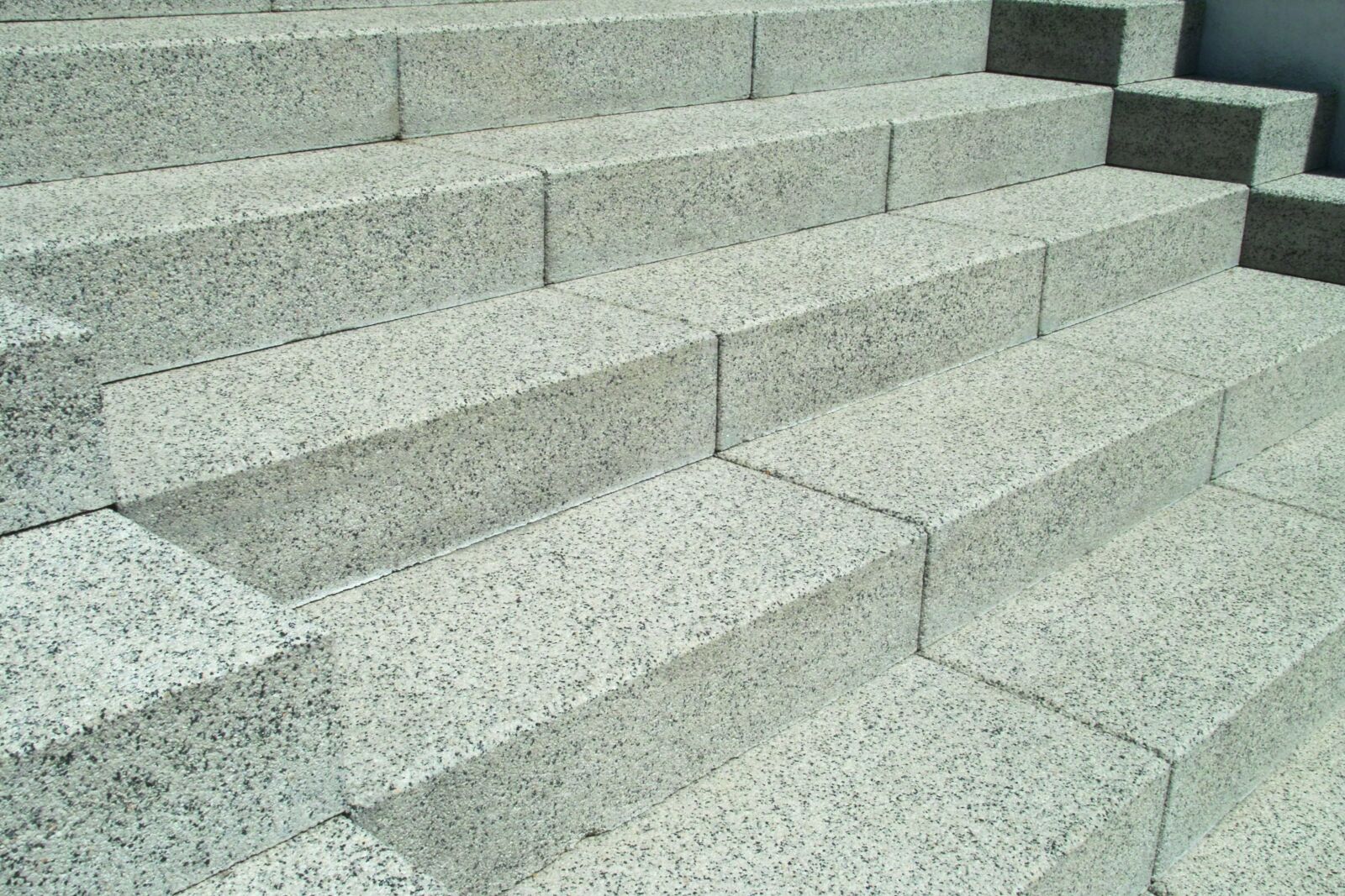 Sigma SD14 sample photo. Stairs, concrete block, gradually photography