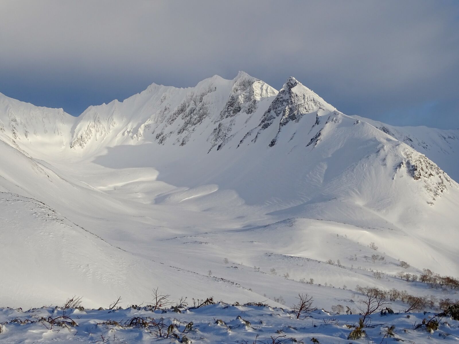 Sony DSC-HX400 sample photo. Mountains, volcano, vertices photography
