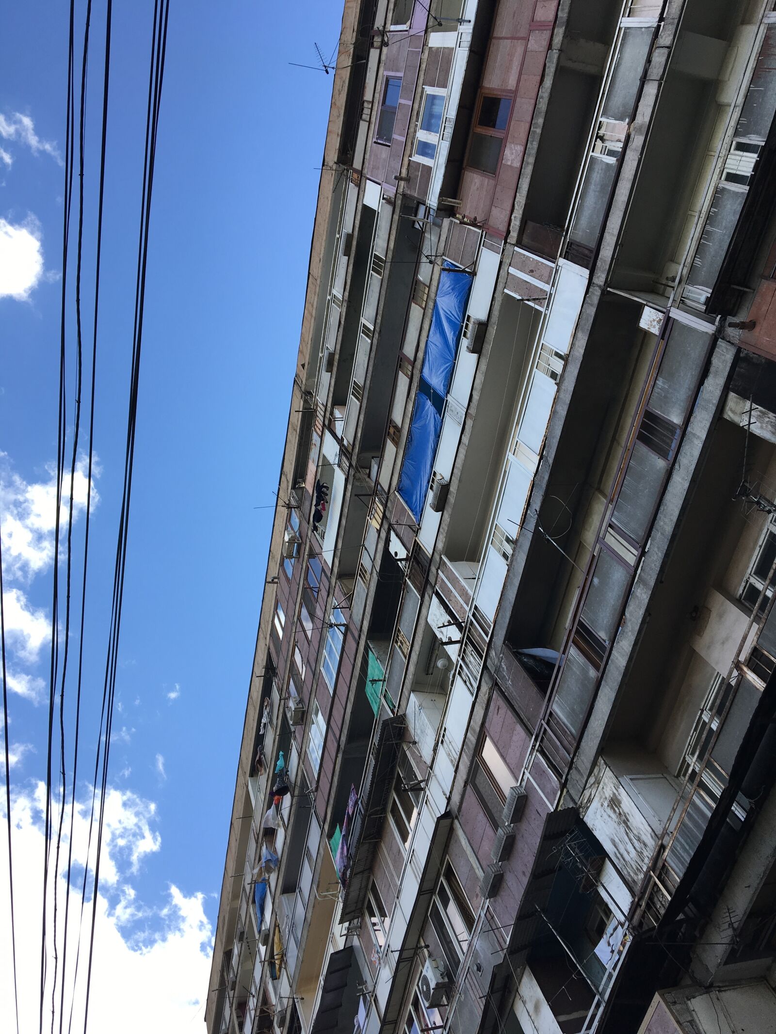 iPhone 6s back camera 4.15mm f/2.2 sample photo. Rope photography