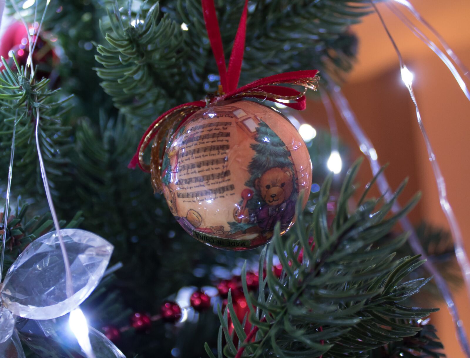 Canon EF-S 18-55mm F3.5-5.6 III sample photo. Christmas, winter, celebration photography
