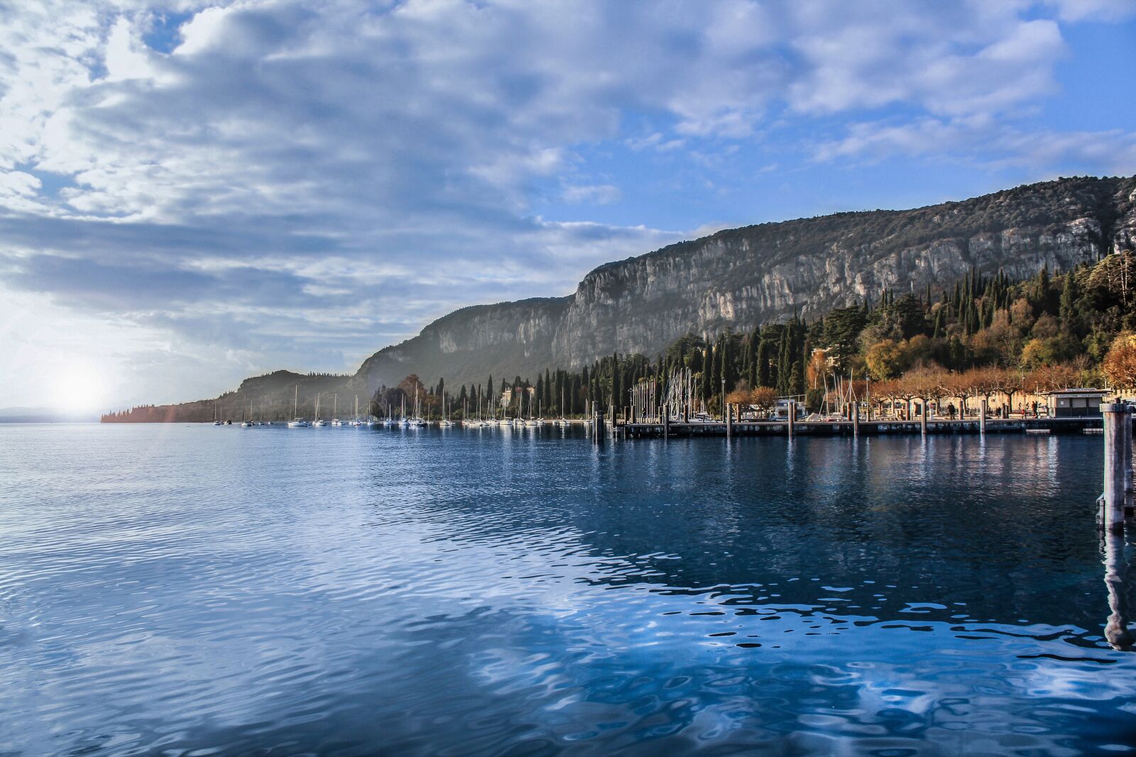 Canon EOS 1200D (EOS Rebel T5 / EOS Kiss X70 / EOS Hi) sample photo. Garda, lake, italy photography