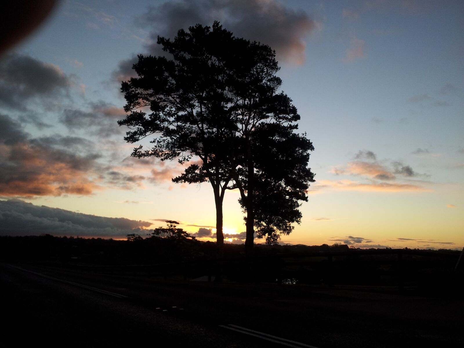 Samsung Galaxy S2 sample photo. Sunset, tree, nature photography