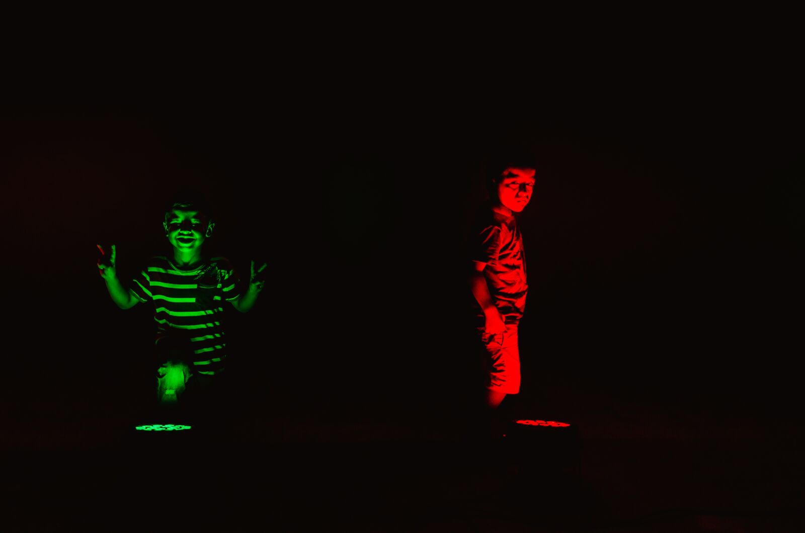 Nikon D5100 sample photo. Luces, niños, light photography