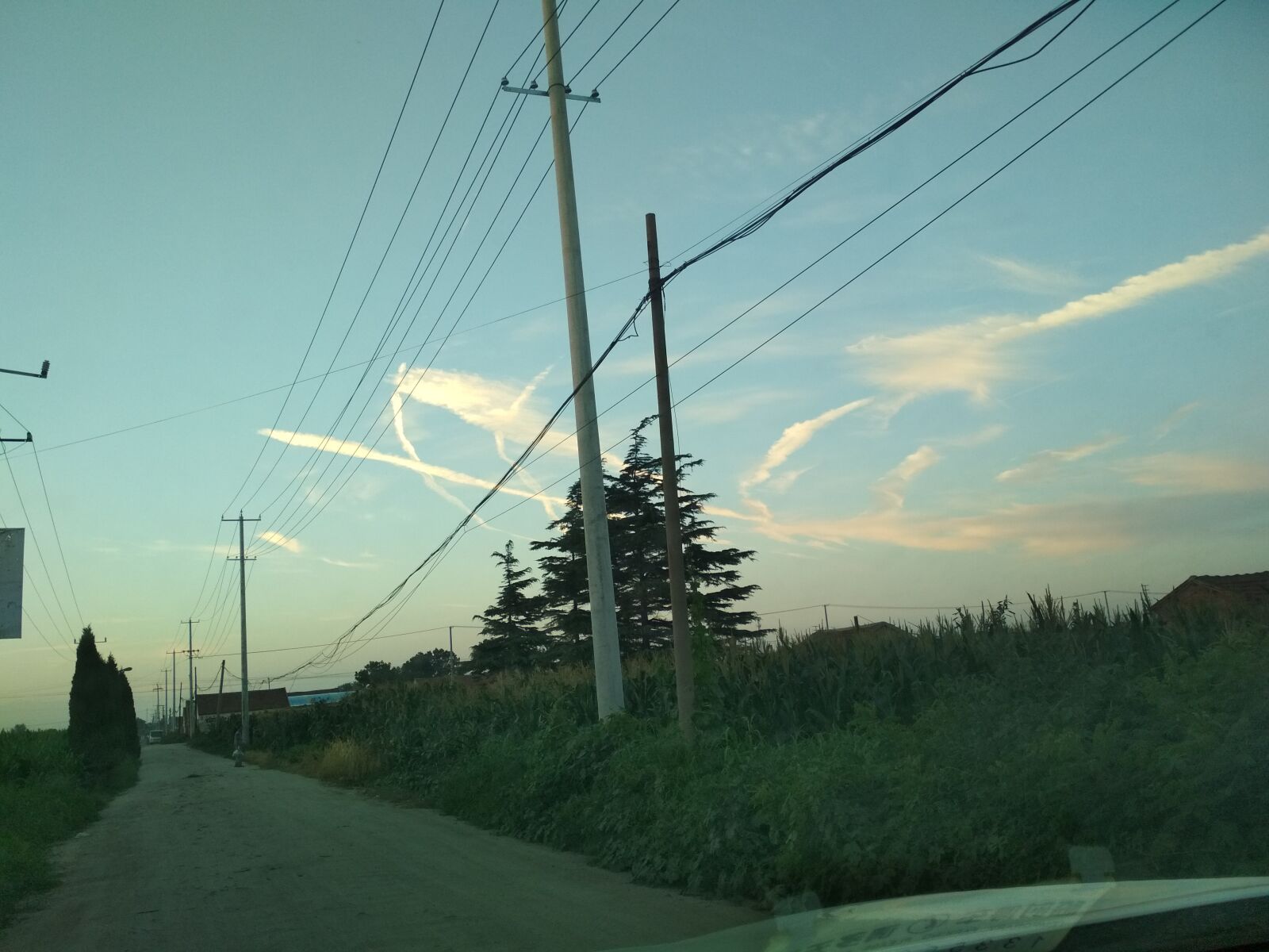 Xiaomi Redmi 4X sample photo. Country, sky, telephone poles photography