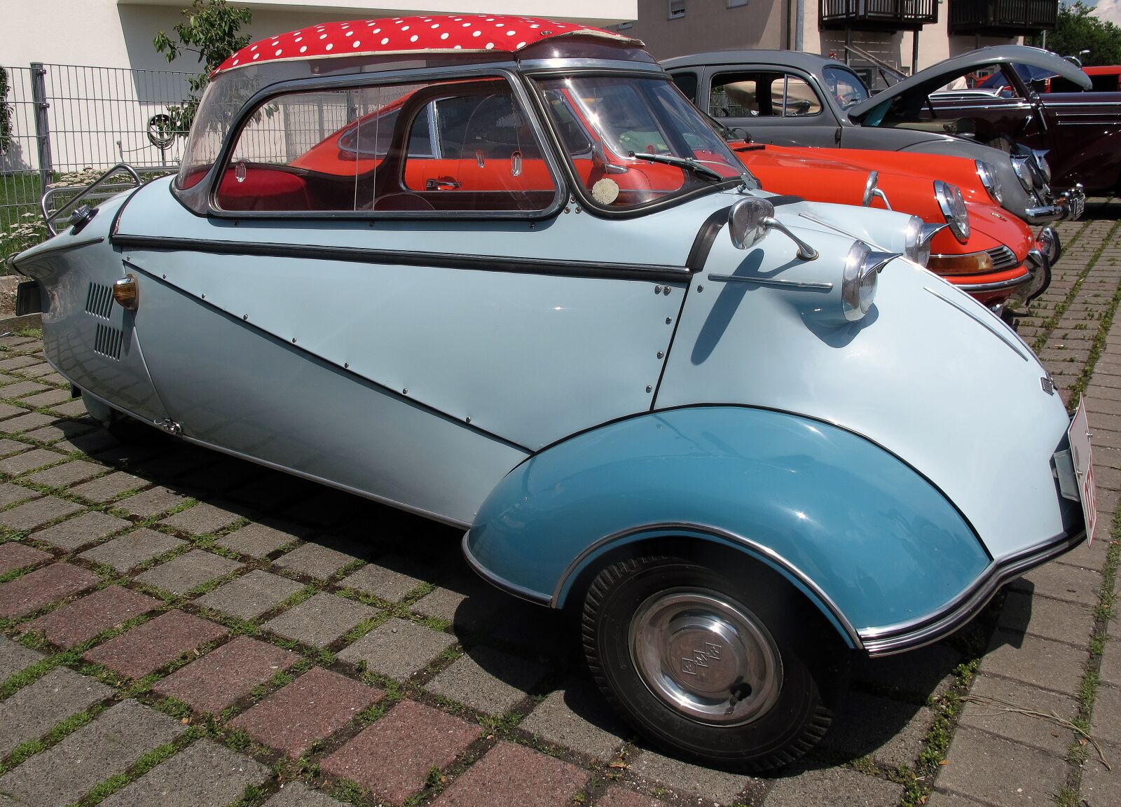 Canon PowerShot G12 sample photo. Oldtimer, messerschmitt, cabin scooter photography