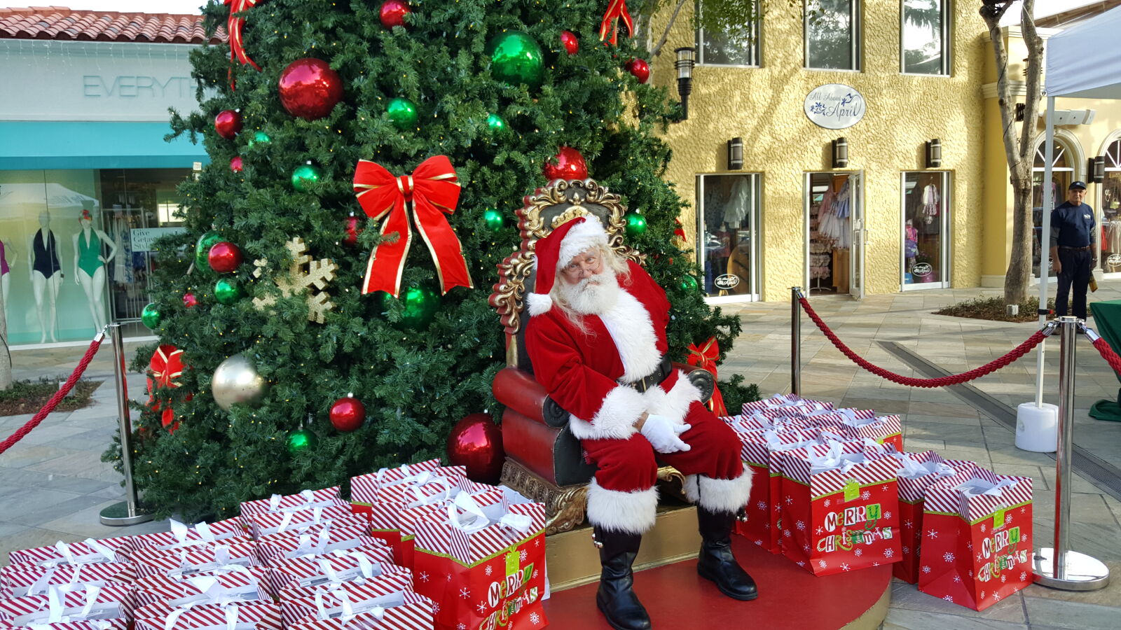 Samsung GALAXY S6 edge sample photo. Christmas, santa photography