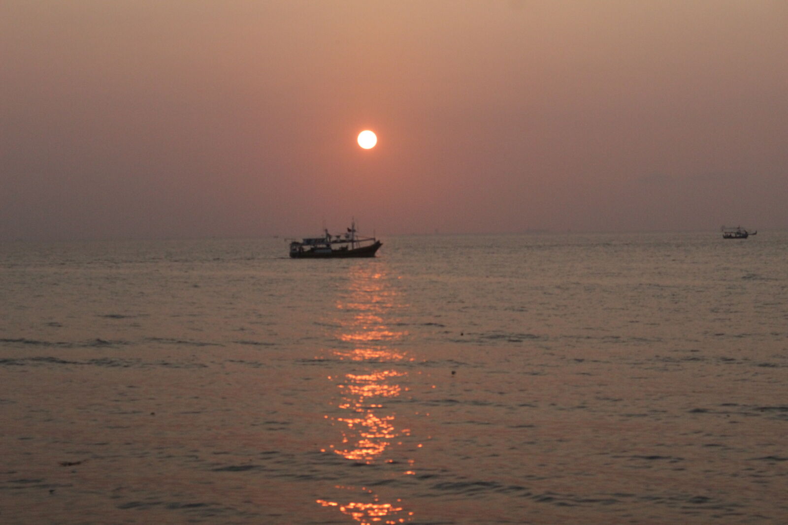 Canon EOS 600D (Rebel EOS T3i / EOS Kiss X5) sample photo. Mandangin photography