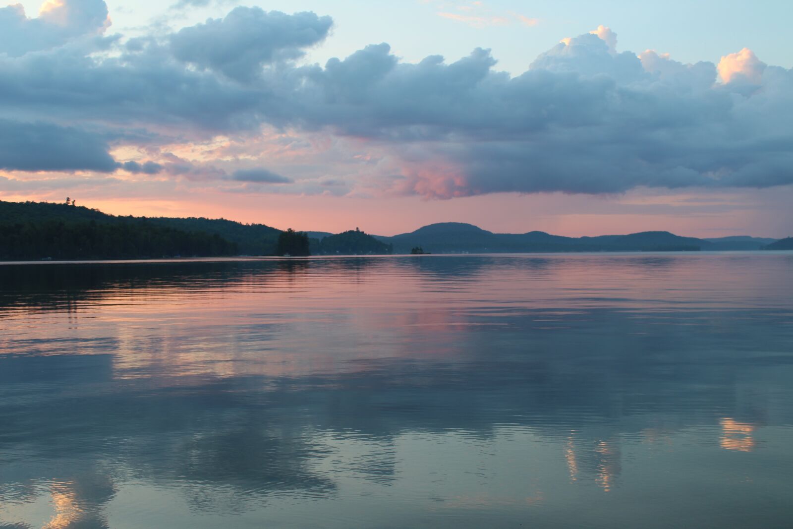 Canon EOS 1300D (EOS Rebel T6 / EOS Kiss X80) sample photo. Sunset, beach, lake photography