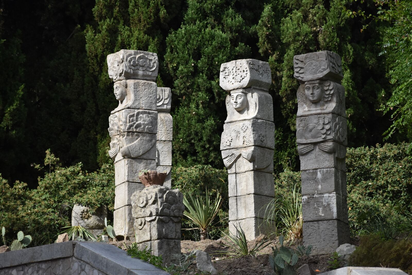 Nikon D3400 sample photo. Sculpture, landscape, design photography