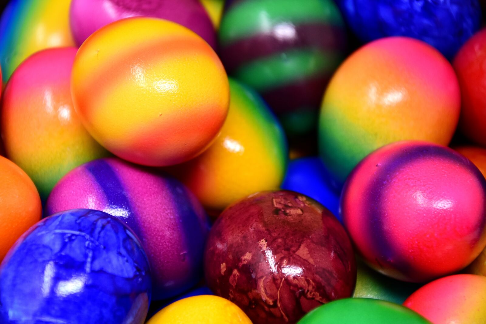 Nikon D7200 sample photo. Easter eggs, colored, colorful photography