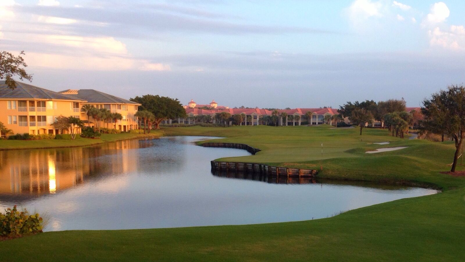 Apple iPhone 4S sample photo. Golf, florida, green photography
