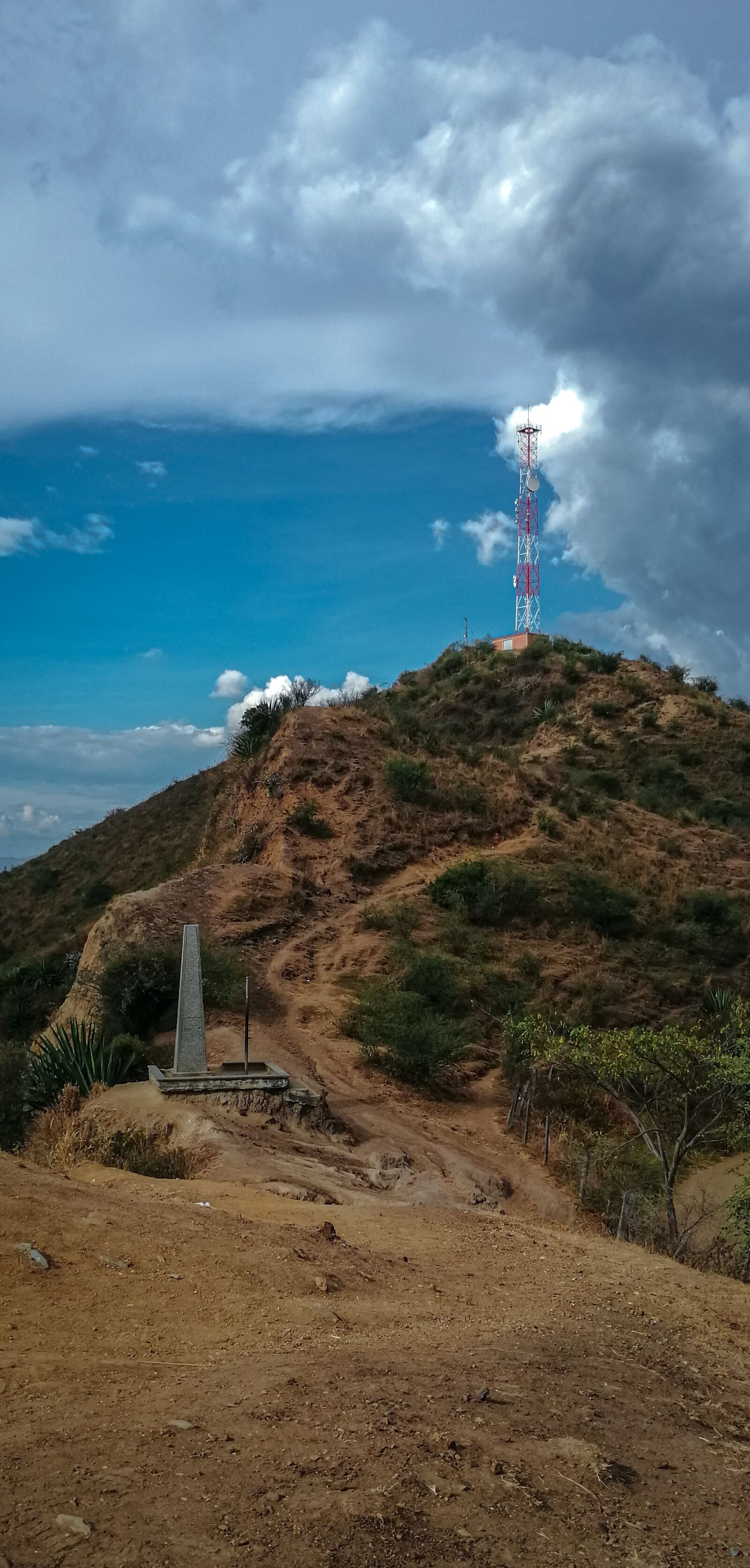 HUAWEI SNE-LX3 sample photo. Mountain, walk, buga photography