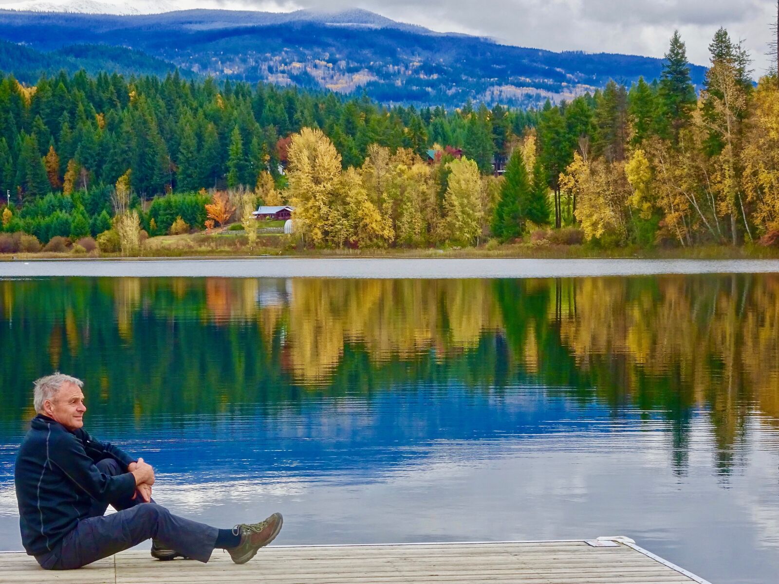 Sony Cyber-shot DSC-HX90V sample photo. Sitting, tranquil, relaxing photography