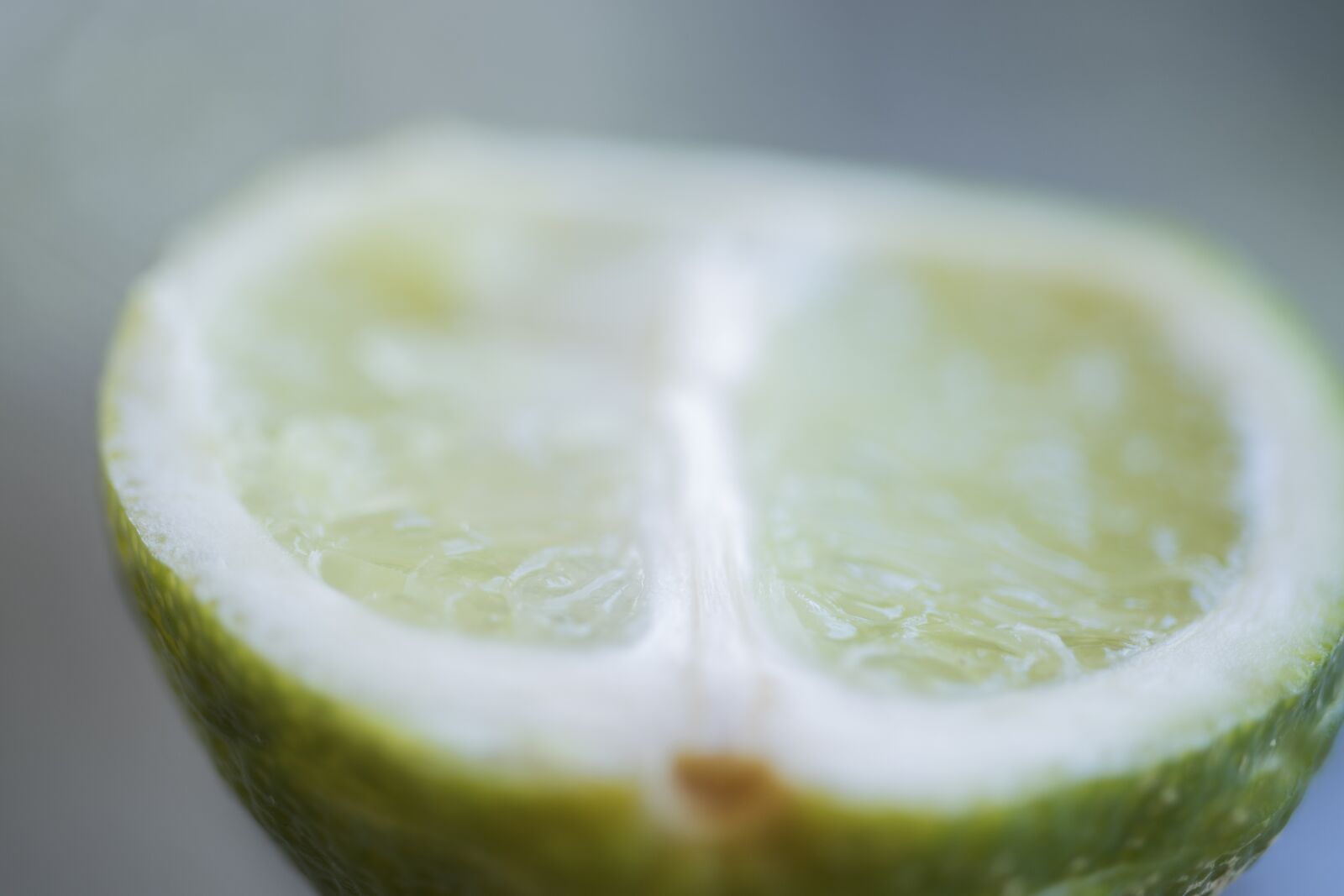 Canon EOS 200D (EOS Rebel SL2 / EOS Kiss X9) sample photo. Lime, citrus, juicy photography