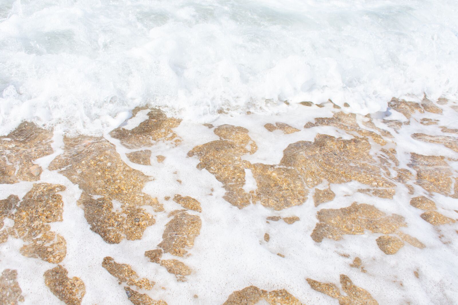 Nikon D7200 sample photo. Sand, sea foam, coast photography
