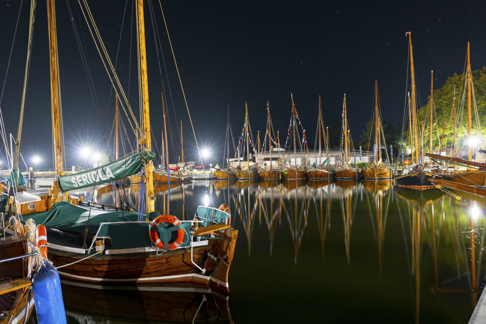 Nikon D800 sample photo. Zeesen boats, night, port photography
