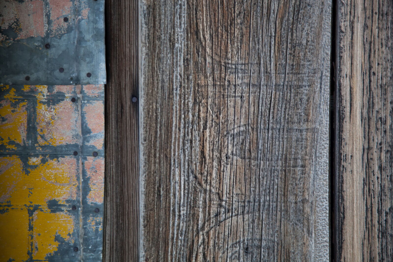 Canon EOS 5D Mark II sample photo. Various, surfaces, textures, buildings photography