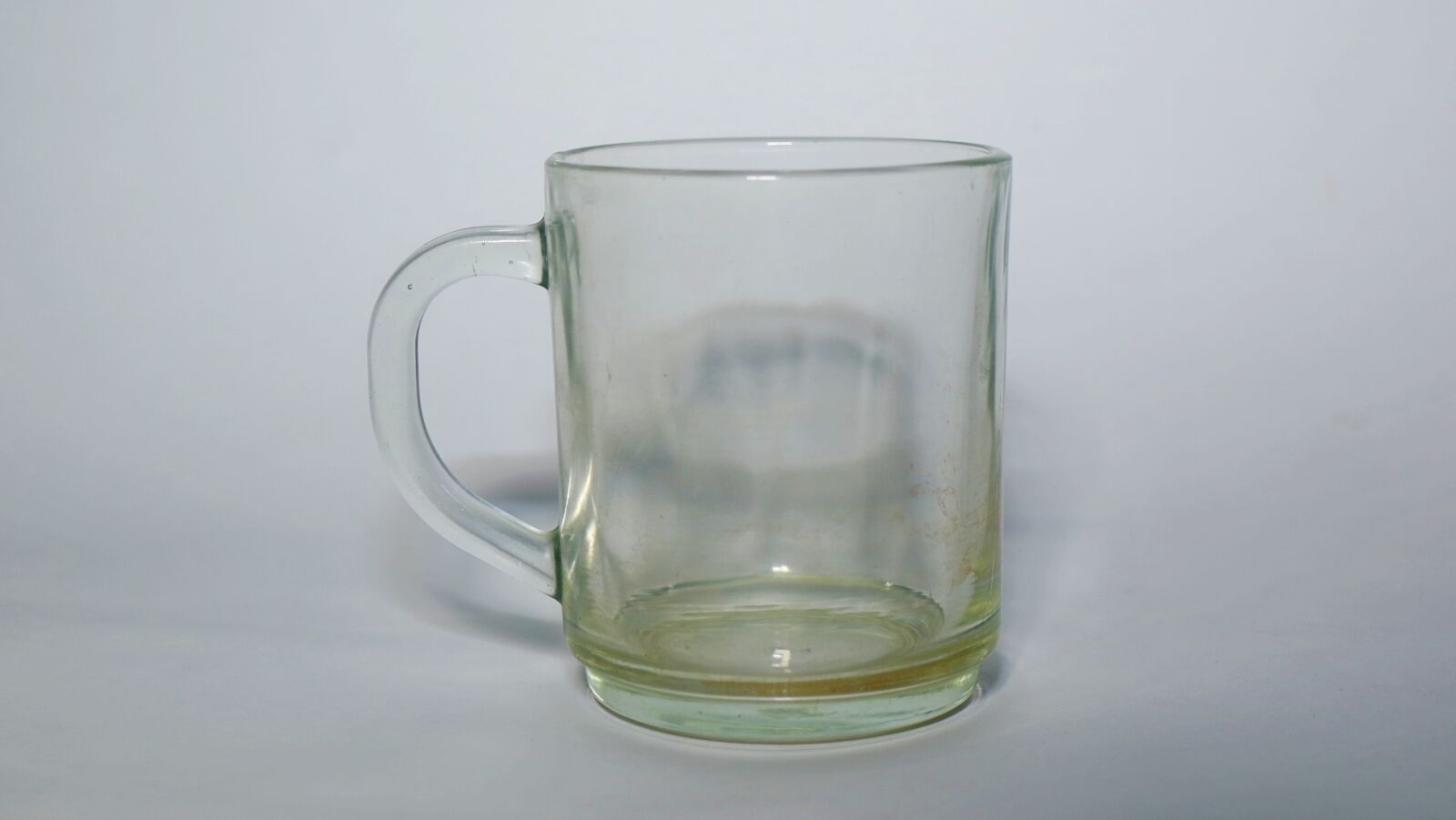 Canon EOS M3 sample photo. Glass, empty, water photography