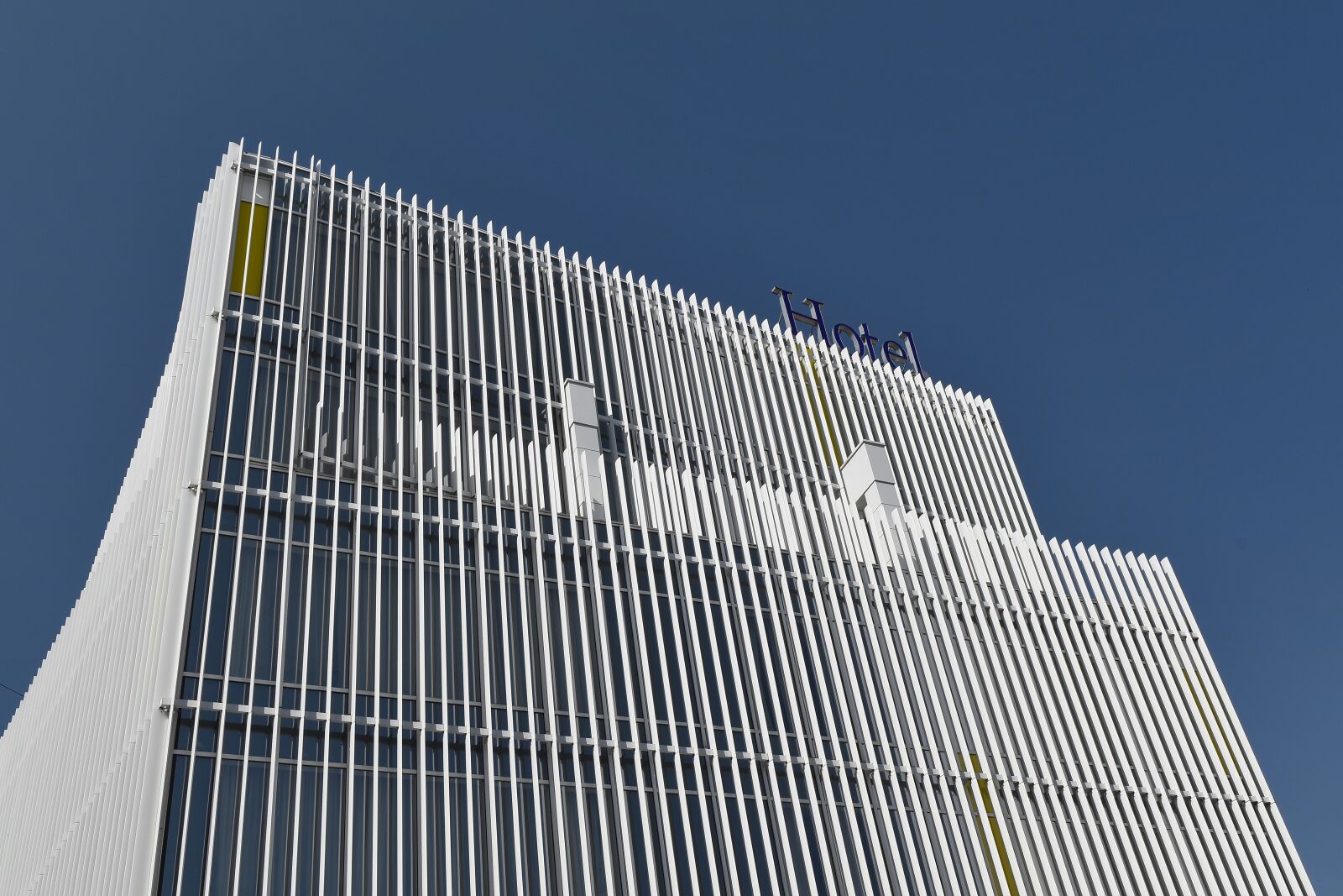 Nikon D5500 sample photo. Architectural style, hotel, tourist photography