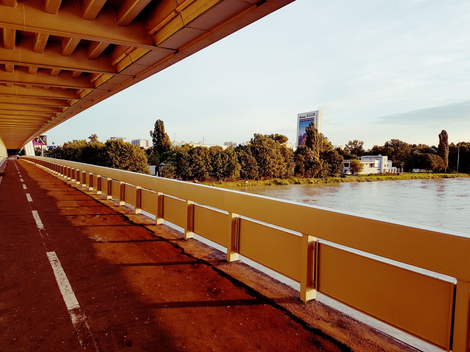 Samsung Galaxy S7 Edge sample photo. Bratislava, bridge, bike lane photography