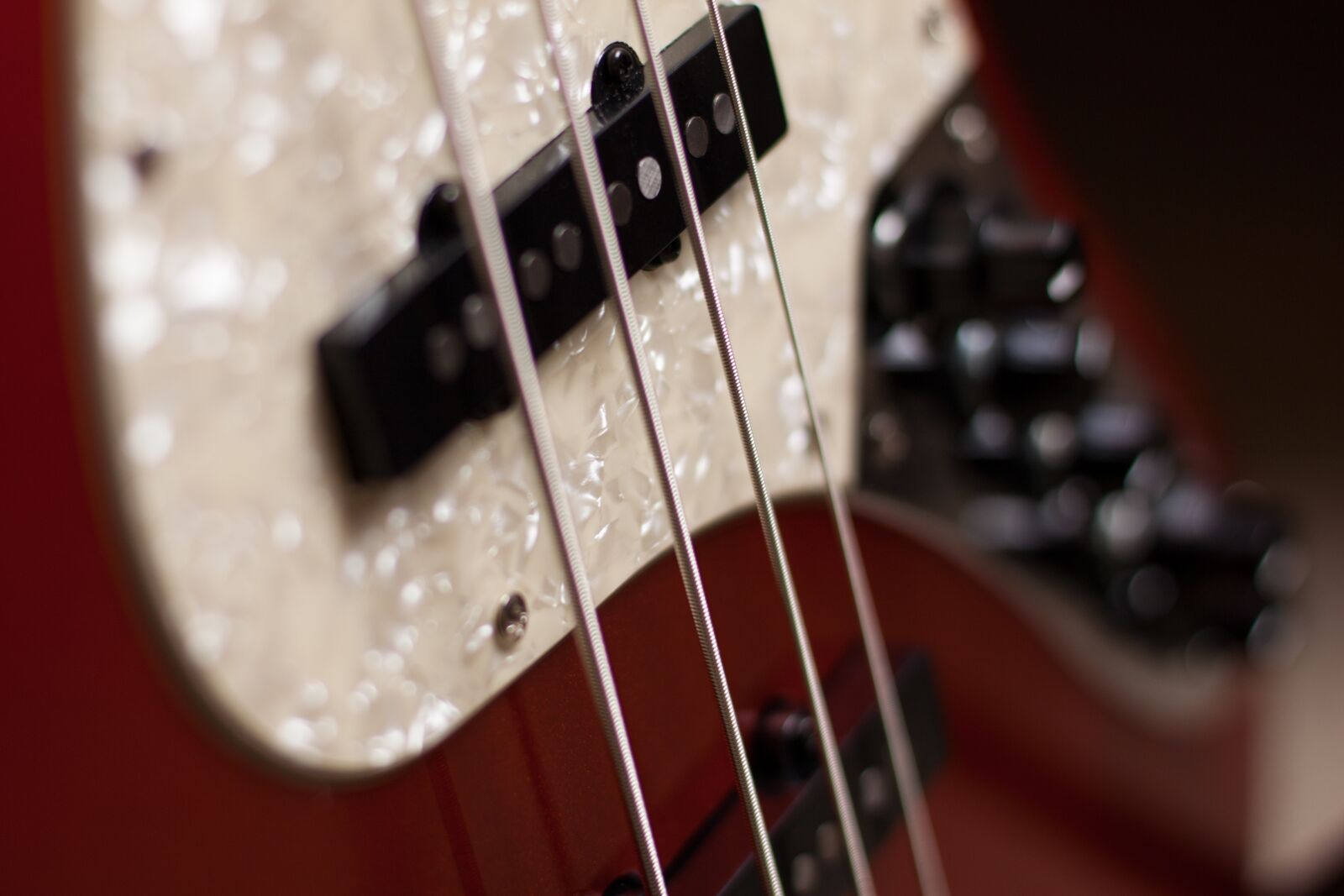 Canon EF 50mm F1.4 USM sample photo. Guitar, instrument, stringed instrument photography