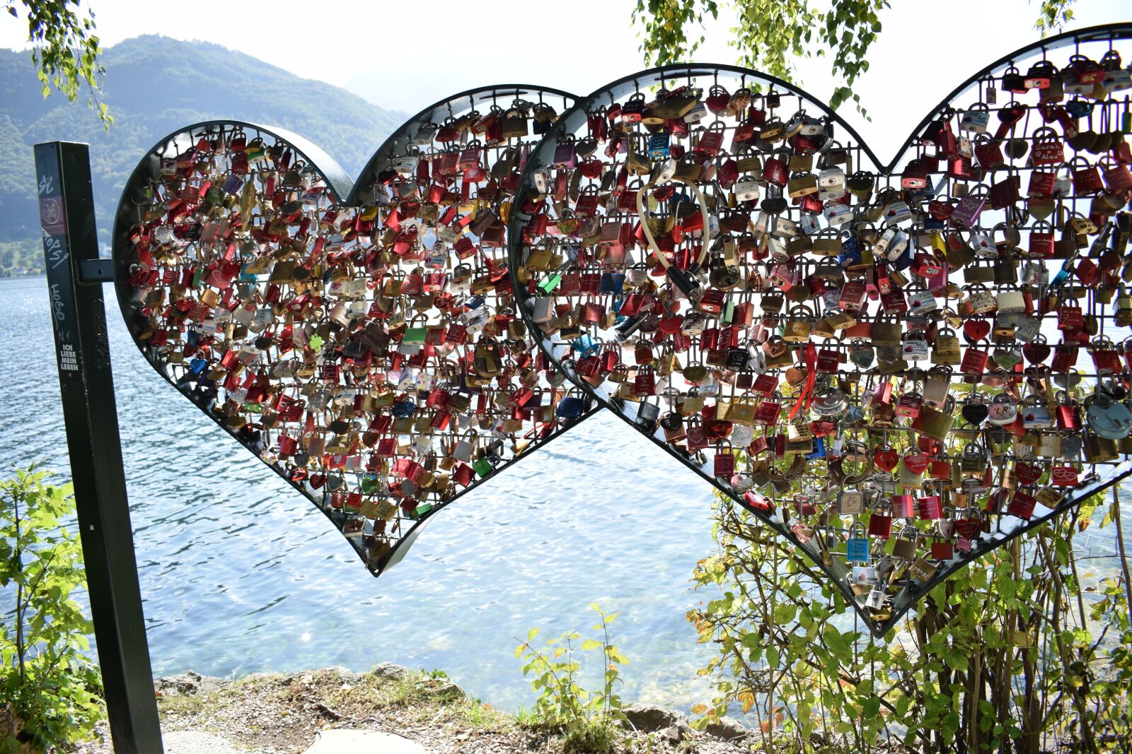 Nikon D3300 sample photo. Heart, curtain locks, lake photography