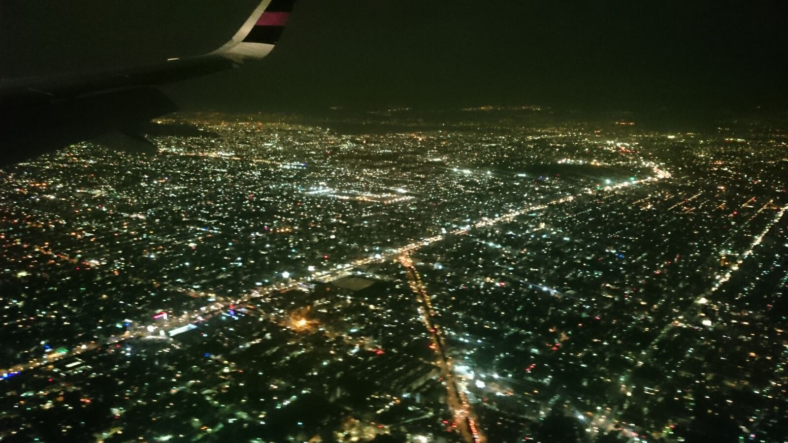 Sony Xperia Z1 Compact sample photo. Fly, night, city photography