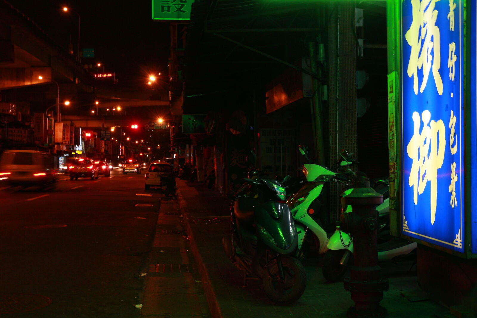 Canon EOS M sample photo
