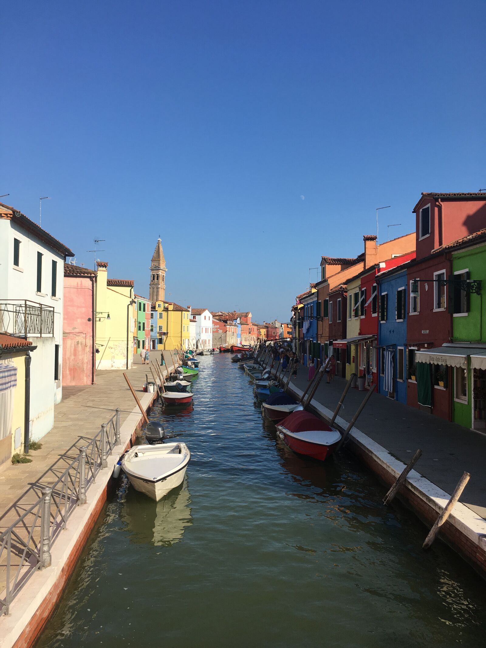 iPhone SE back camera 4.15mm f/2.2 sample photo. Italy, burano, channel photography