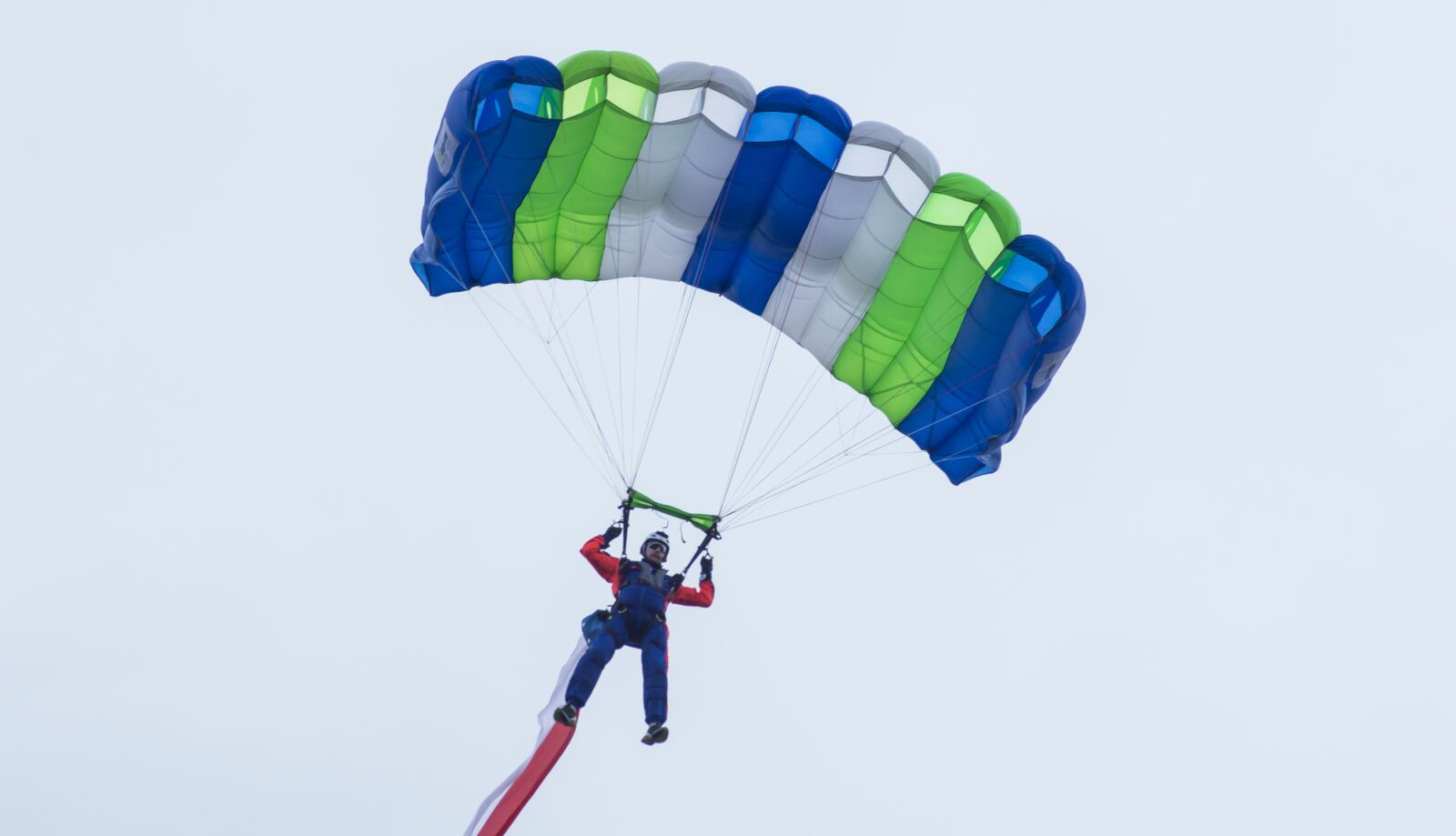 Nikon D7100 sample photo. Parachutes, air-show, jumping photography