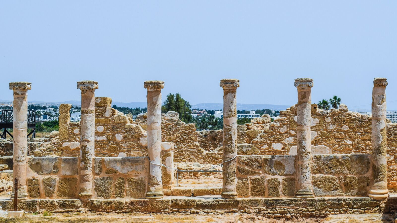 Nikon D3300 sample photo. Pillars, columns, remains photography