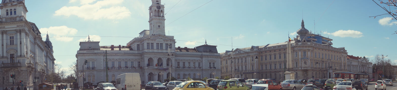 Sony Alpha a3000 + Sony E 18-55mm F3.5-5.6 OSS sample photo. Arad, architecture, buildings, city photography